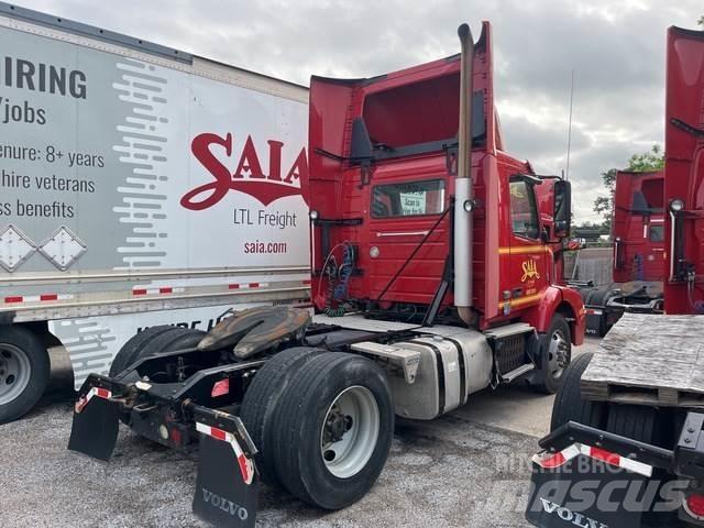 Volvo VNM Naudoti vilkikai