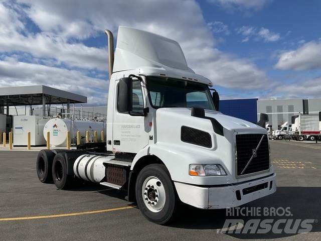 Volvo VNM Naudoti vilkikai