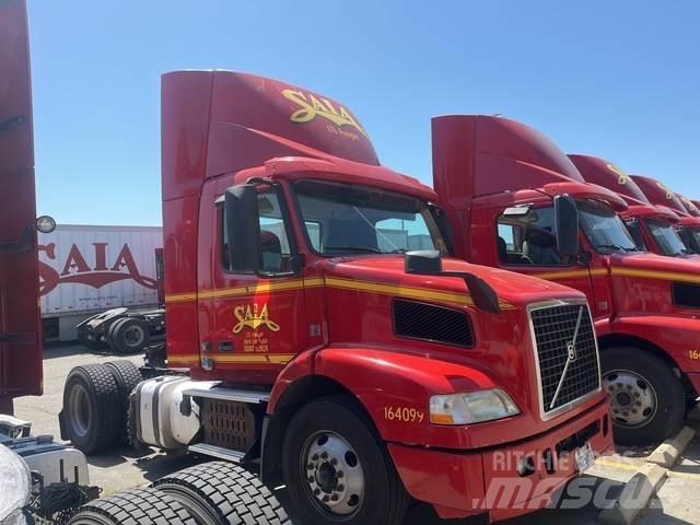 Volvo VNM Naudoti vilkikai