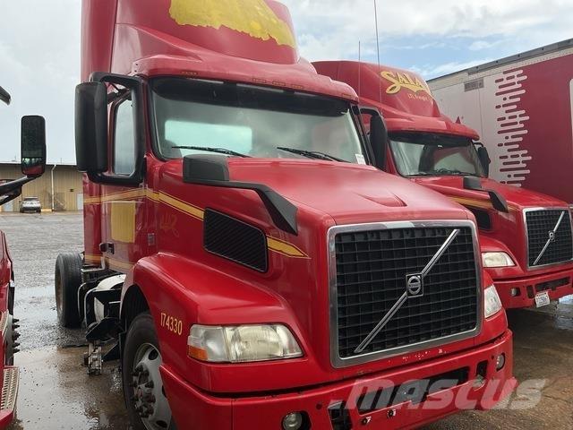 Volvo VNM Naudoti vilkikai