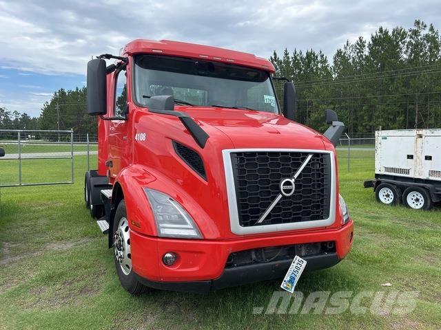 Volvo VNR Naudoti vilkikai