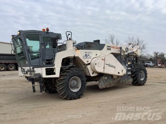 Wirtgen WR2000 Gruntiniai volai