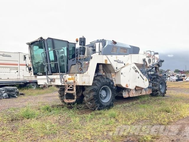 Wirtgen WR240 Gruntiniai volai