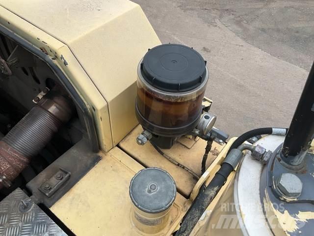 Wirtgen WR2400 Gruntiniai volai