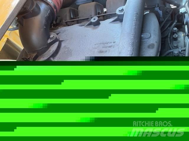 XCMG QAY260 Visureigiai kranai
