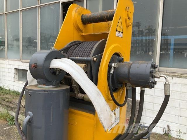 XCMG TSQ3Sk20 Statyba - Kita