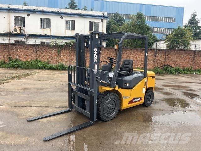 XCMG XCF 3.0t Šakiniai krautuvai - Kita