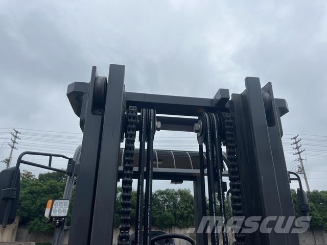 XCMG XCF706K Šakiniai krautuvai - Kita
