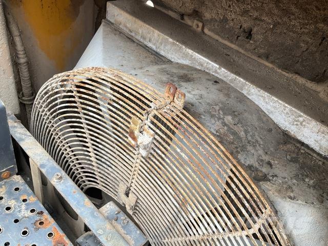 XCMG XE900D Vikšriniai ekskavatoriai