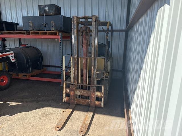 Yale G83P Šakiniai krautuvai - Kita