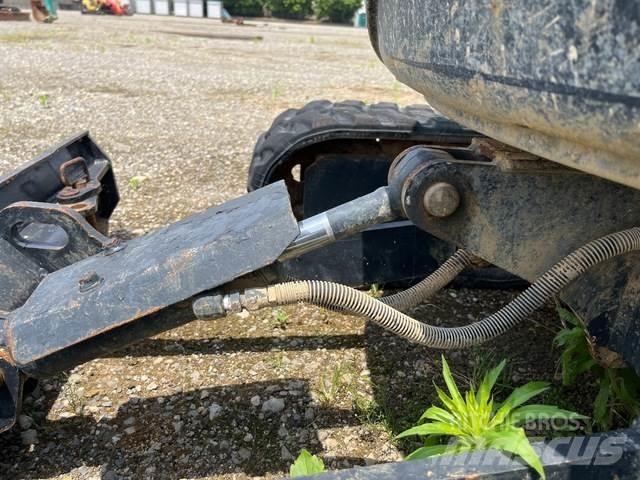 Yanmar VIO17 Vikšriniai ekskavatoriai
