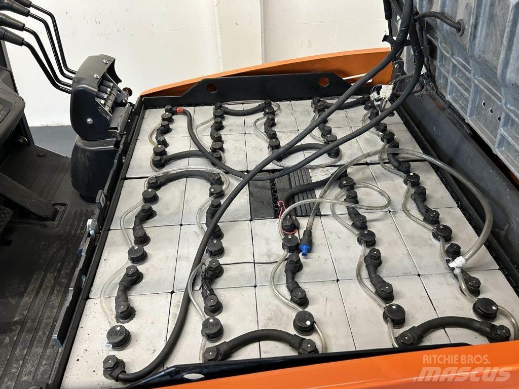 Doosan B25S-7 Elektriniai šakiniai krautuvai