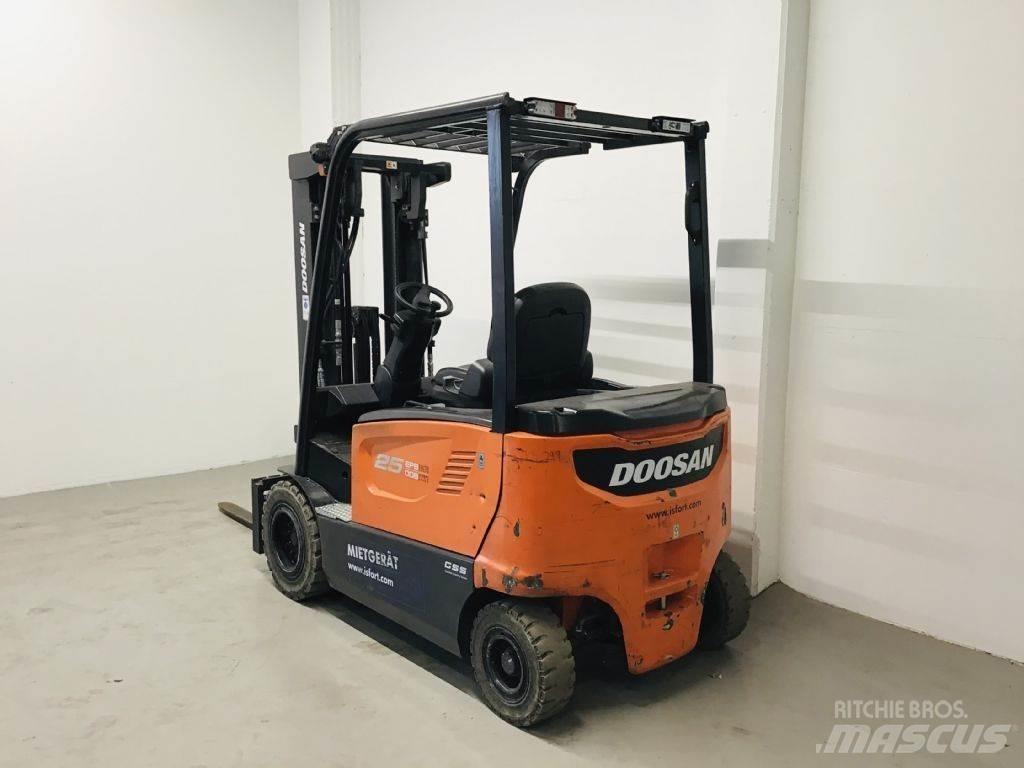 Doosan B25X-7 Elektriniai šakiniai krautuvai