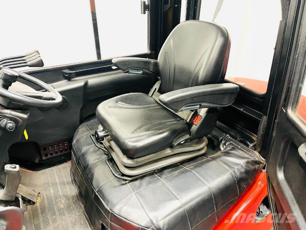 Hangcha CPDC30 Dyzeliniai krautuvai