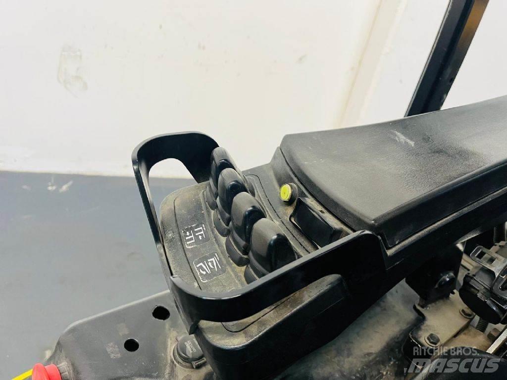 Hyundai 18BT-9 Elektriniai šakiniai krautuvai