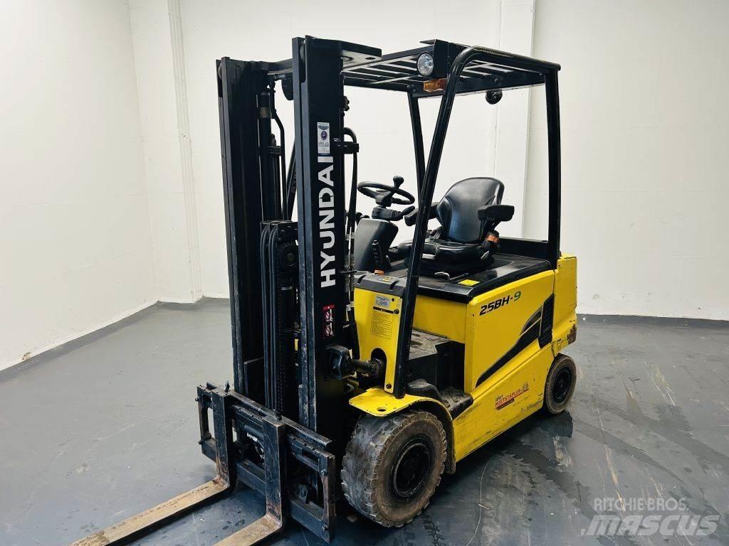 Hyundai 25BH-9 Elektriniai šakiniai krautuvai
