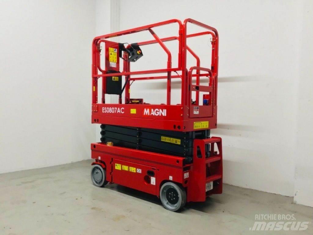 Magni ES0807AC Žirkliniai keltuvai