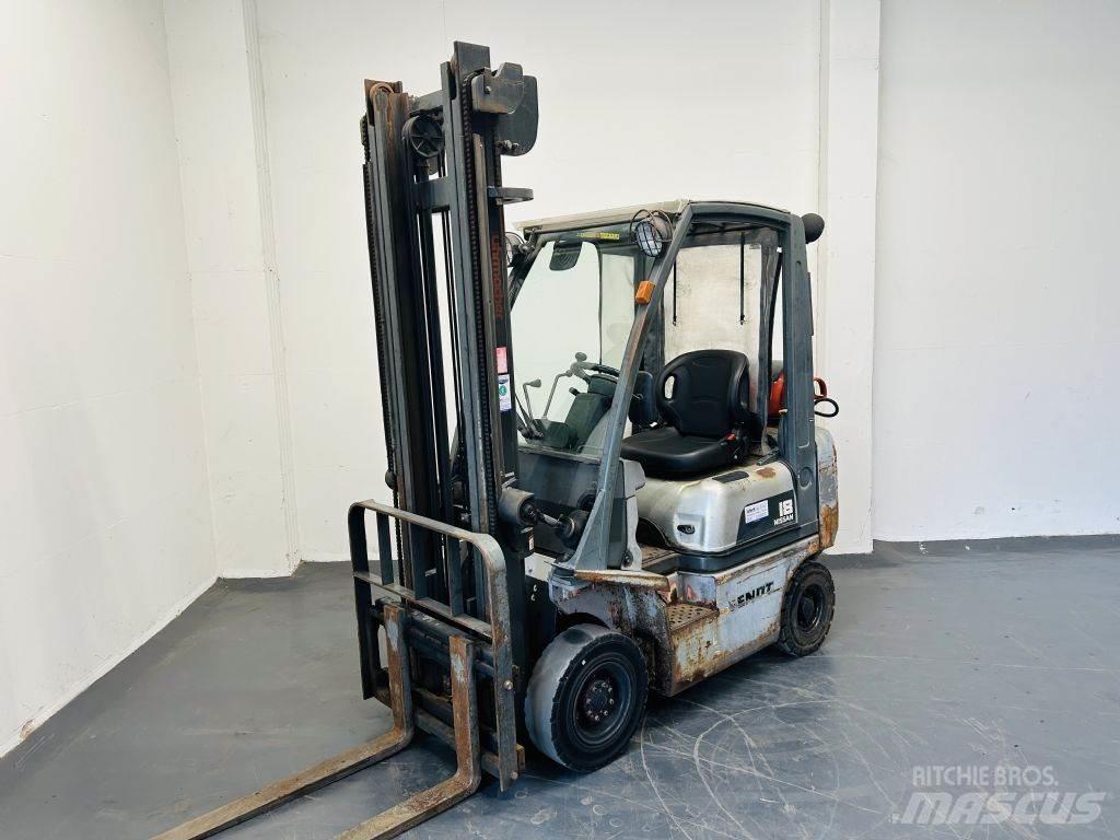 Nissan PD01A18PQ LPG (dujiniai) krautuvai
