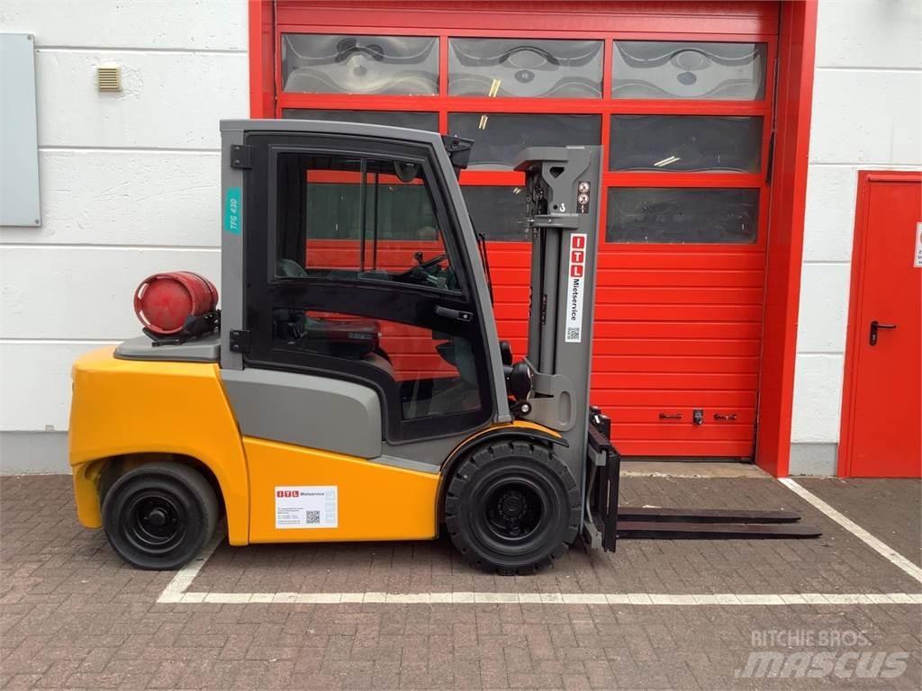 Jungheinrich TFG430 LPG (dujiniai) krautuvai