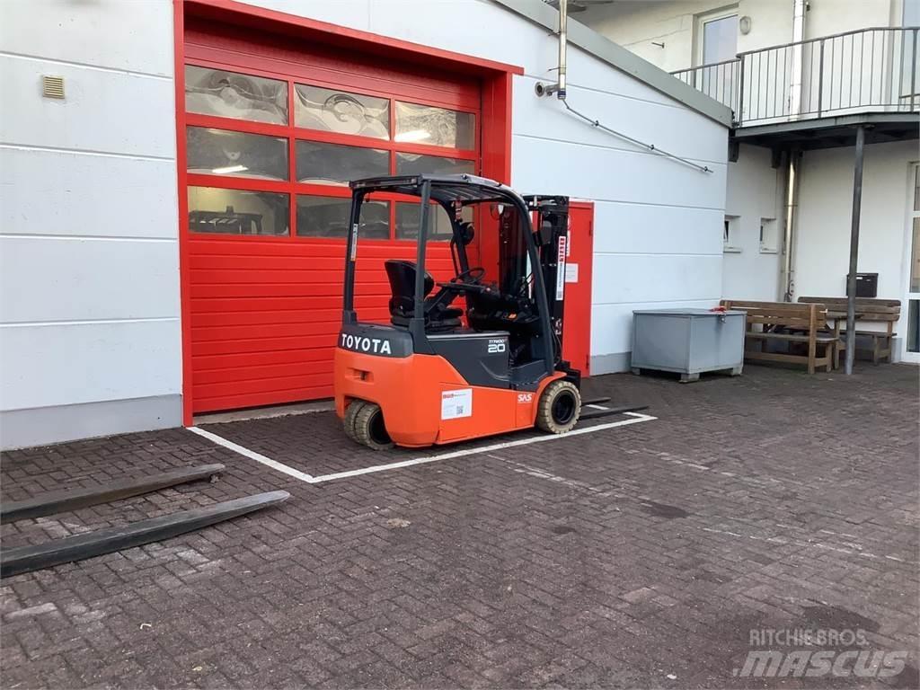 Toyota 8FBE20T Elektriniai šakiniai krautuvai