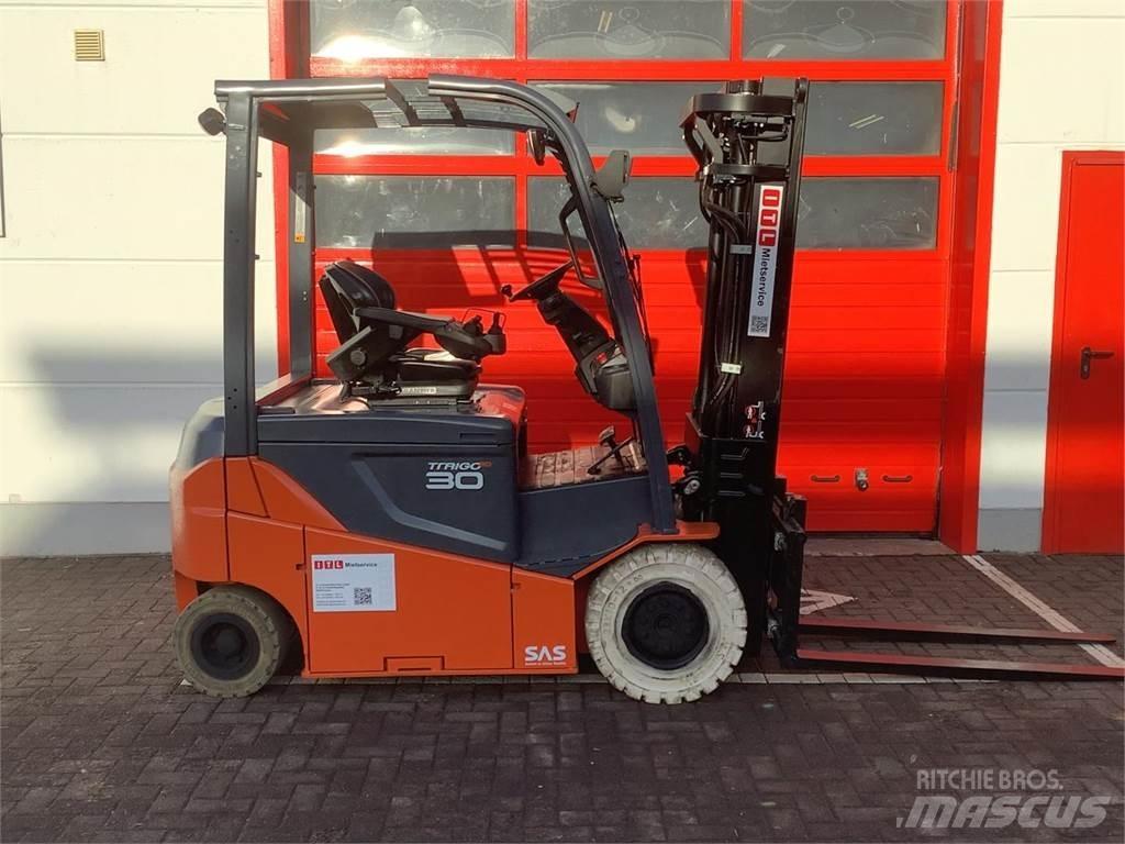 Toyota 8FBMKT30 Elektriniai šakiniai krautuvai