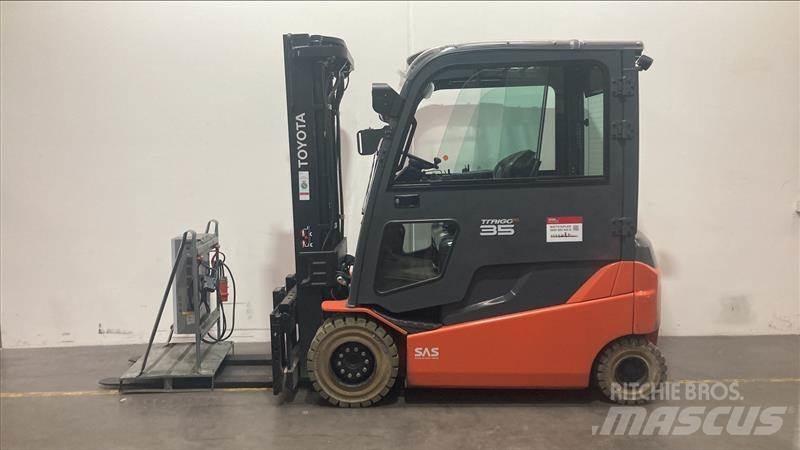 Toyota 8FBMT35 Elektriniai šakiniai krautuvai