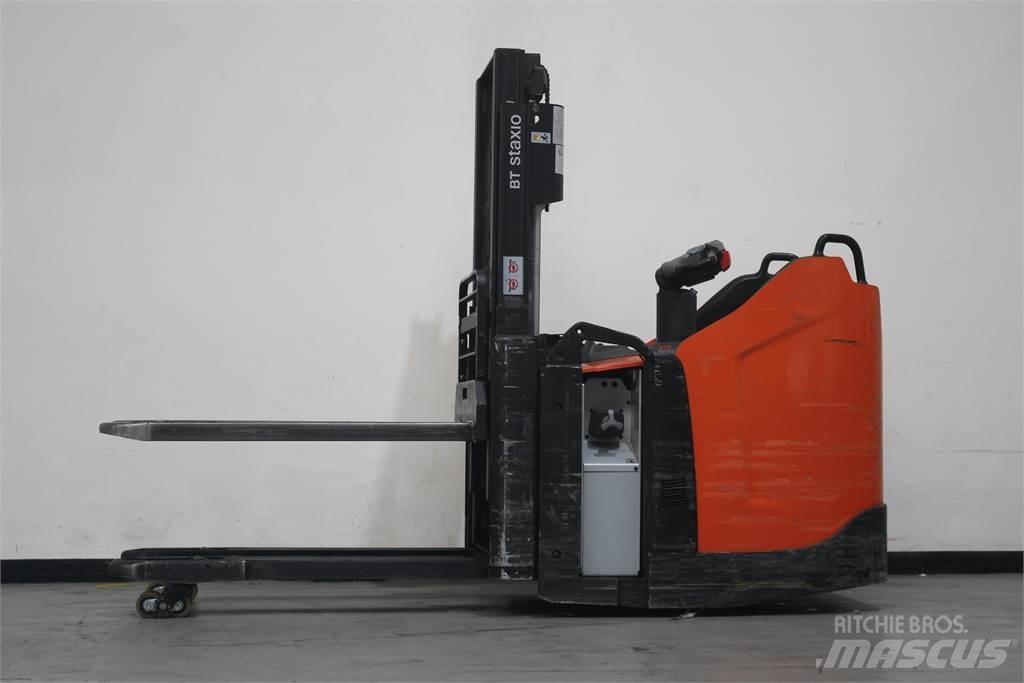 Toyota SPE200D Rankiniai vėžimėliai