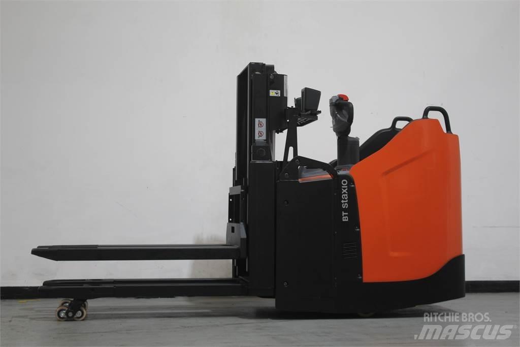 Toyota SPE200D Rankiniai vėžimėliai
