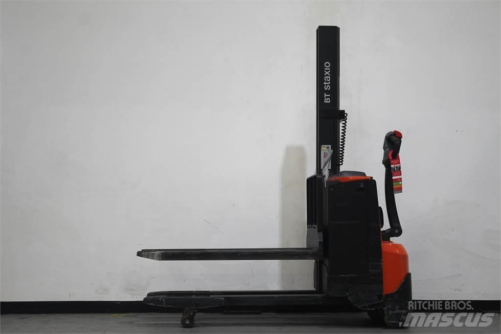Toyota SWE080L Rankiniai vėžimėliai