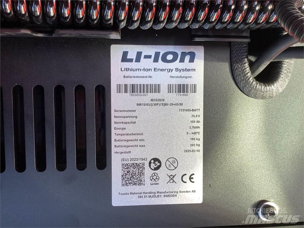 Toyota SWE120L Rankiniai vėžimėliai