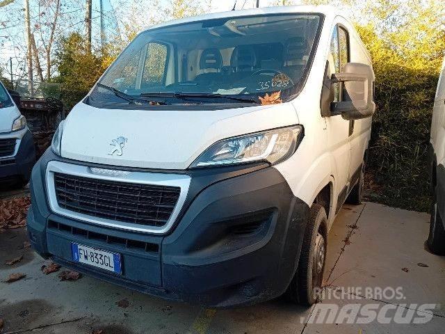 Peugeot BOXER Furgonai