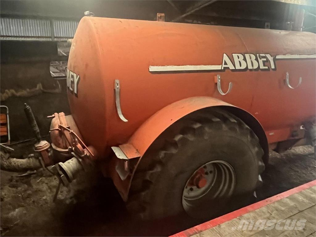 Abbey 2000VT Mėšlo barstytuvai