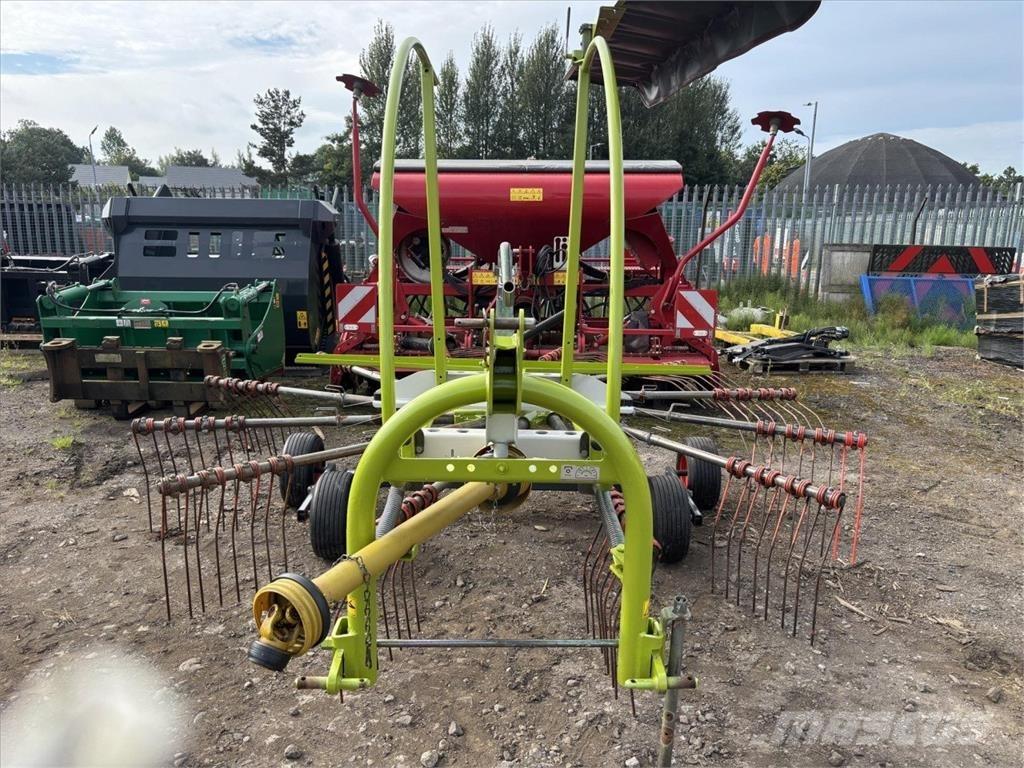CLAAS LINER 450 Šieno grėbliai ir vartytuvai