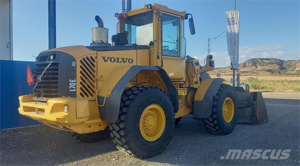 Volvo L70E Naudoti ratiniai krautuvai