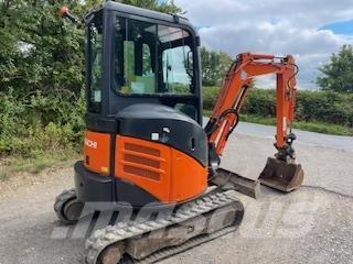 Hitachi ZX 22 Vidutinės galios ekskavatoriai 7-12 t