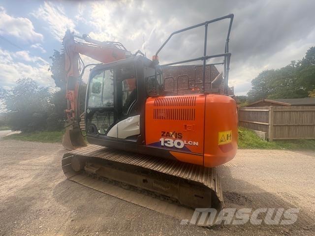 Hitachi ZX130-6 Vikšriniai ekskavatoriai