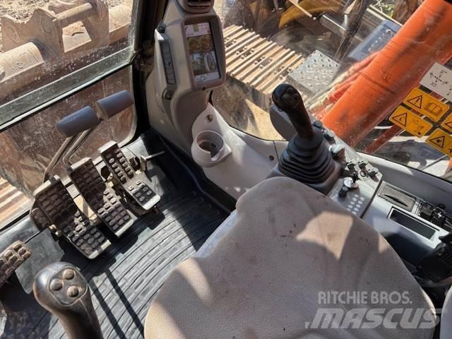 Hitachi ZX210-6 Vikšriniai ekskavatoriai