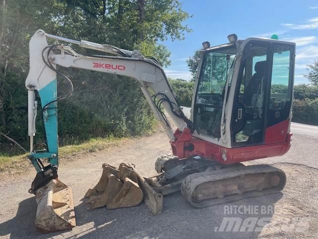 Takeuchi TB230 Vidutinės galios ekskavatoriai 7-12 t