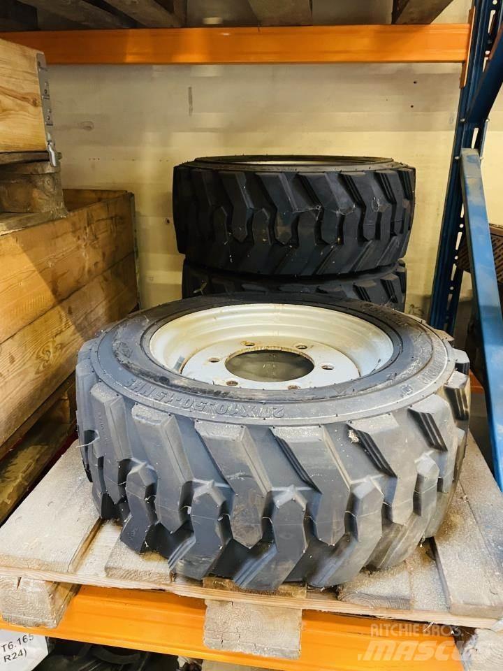  27X10,5X15 Padangos, ratai ir ratlankiai