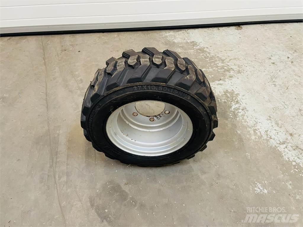  27X10,5X15 Padangos, ratai ir ratlankiai