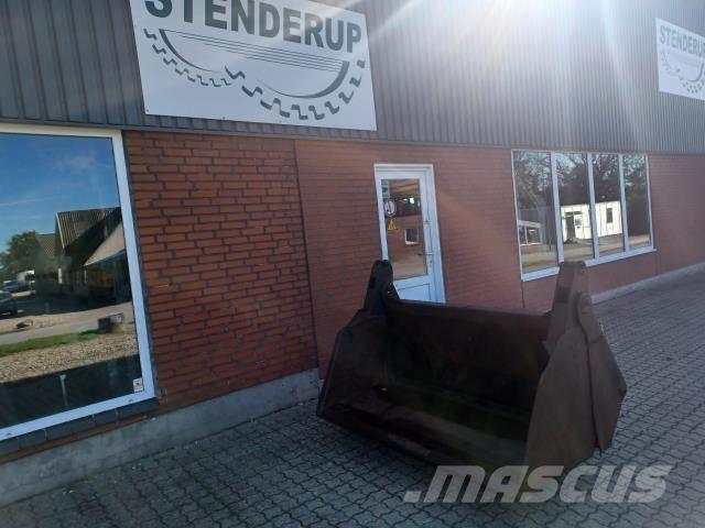  4 I EEN SKOVL Kaušai