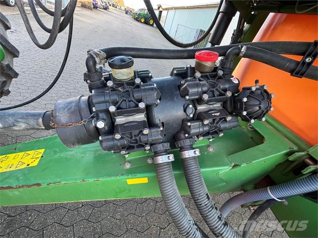 Amazone UX6200 Prikabinami purkštuvai