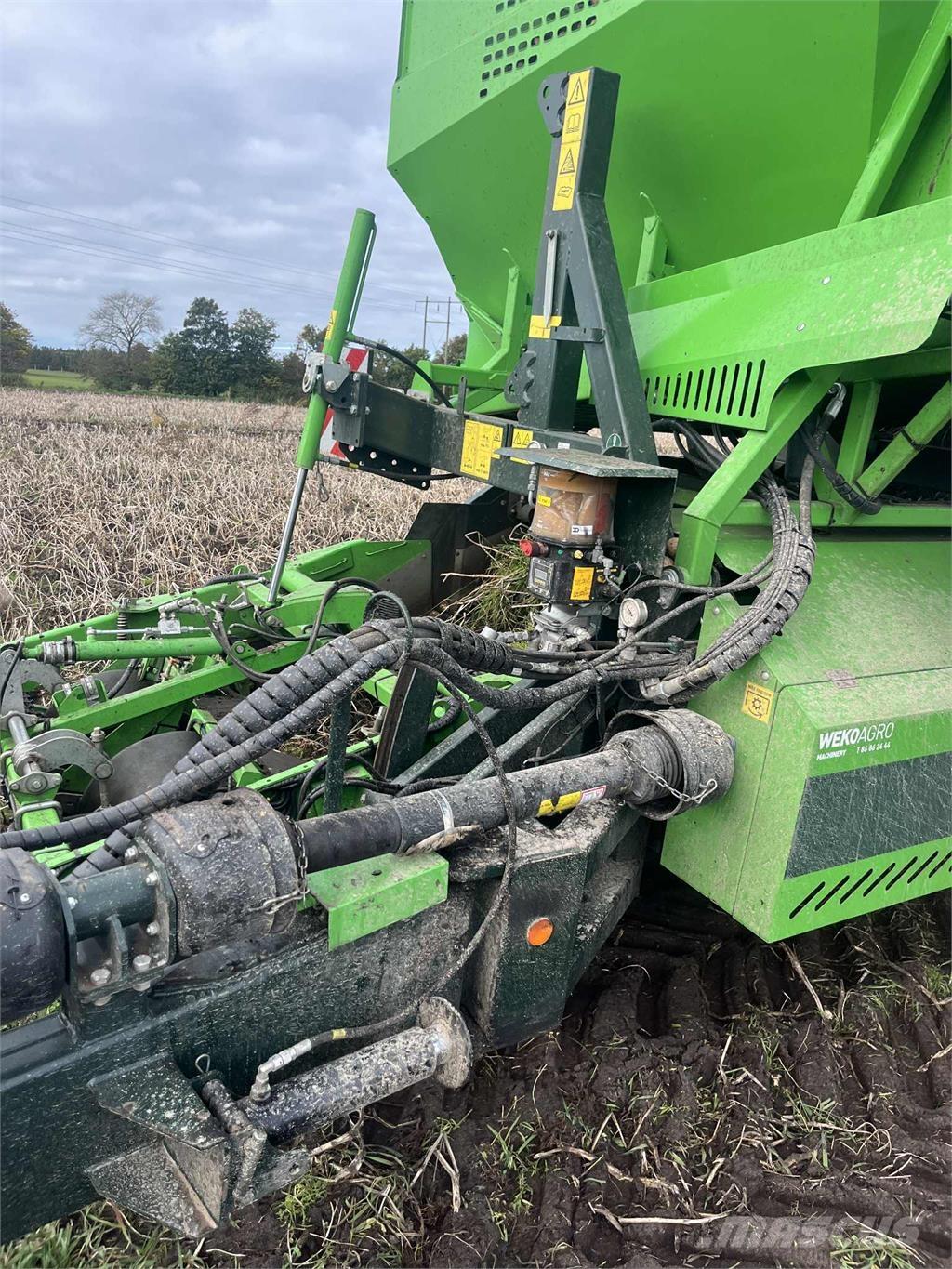 AVR 9200 CR Bulvių kombainai ir ekskavatoriai