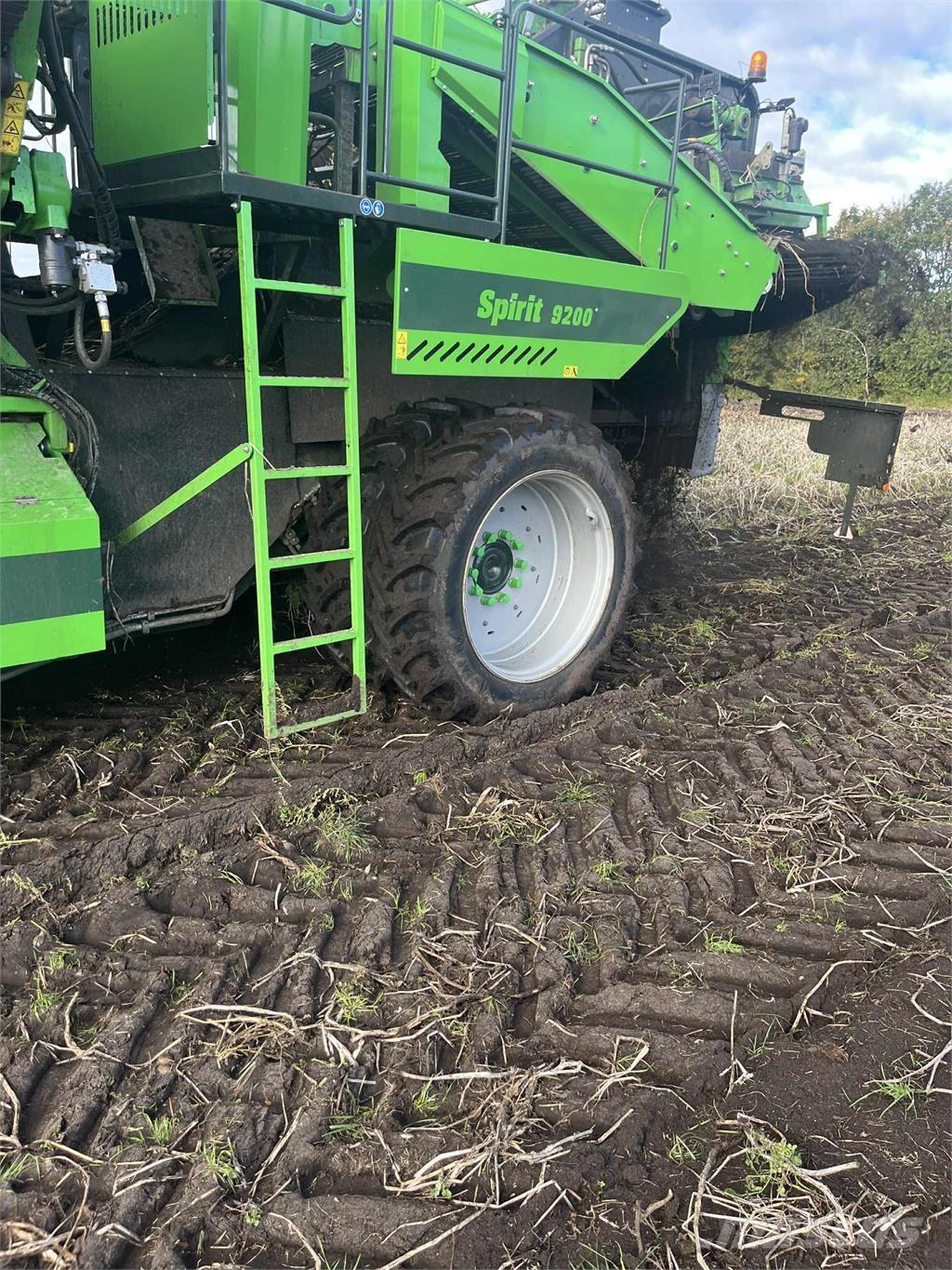 AVR 9200 CR Bulvių kombainai ir ekskavatoriai