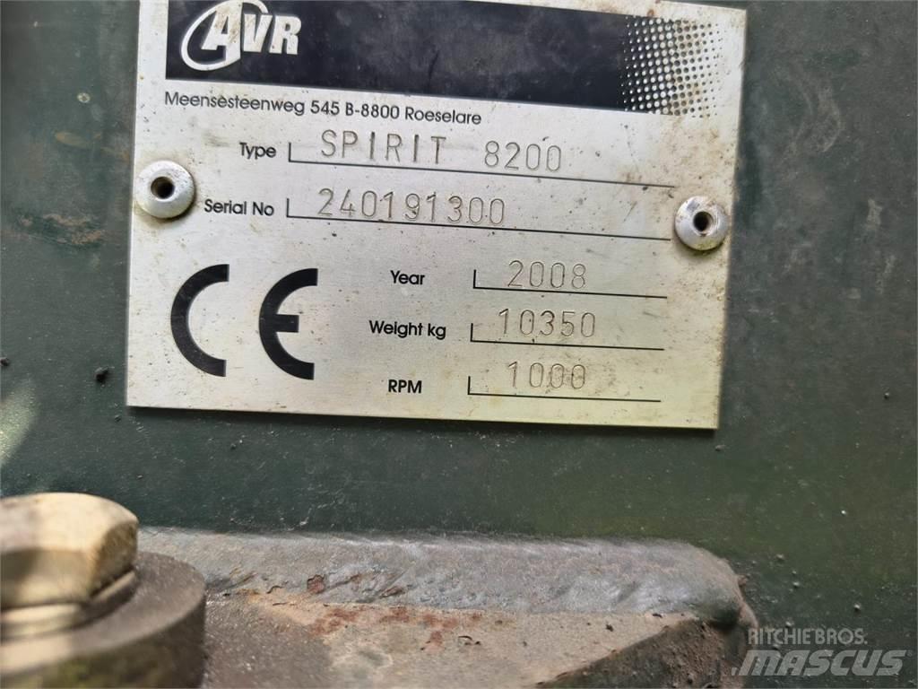 AVR SPIRIT 8200 Bulvių kombainai ir ekskavatoriai