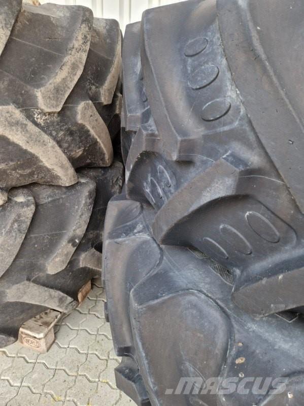 BKT 520/85R42 Padangos, ratai ir ratlankiai