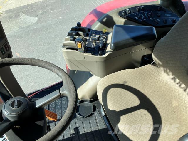 Case IH 230 Traktoriai