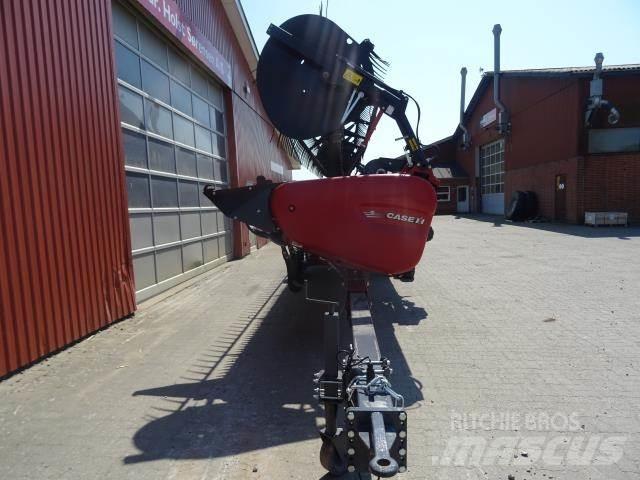 Case IH 30F Derliaus nuėmimo kombainų galvos