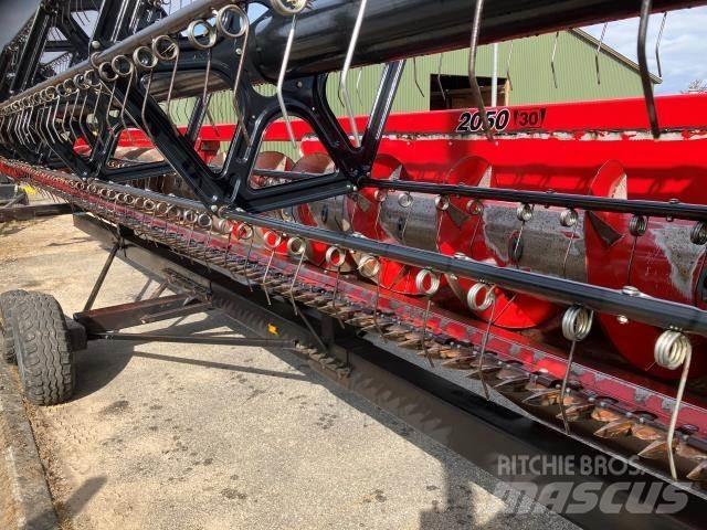Case IH 8010 Derliaus nuėmimo kombainai