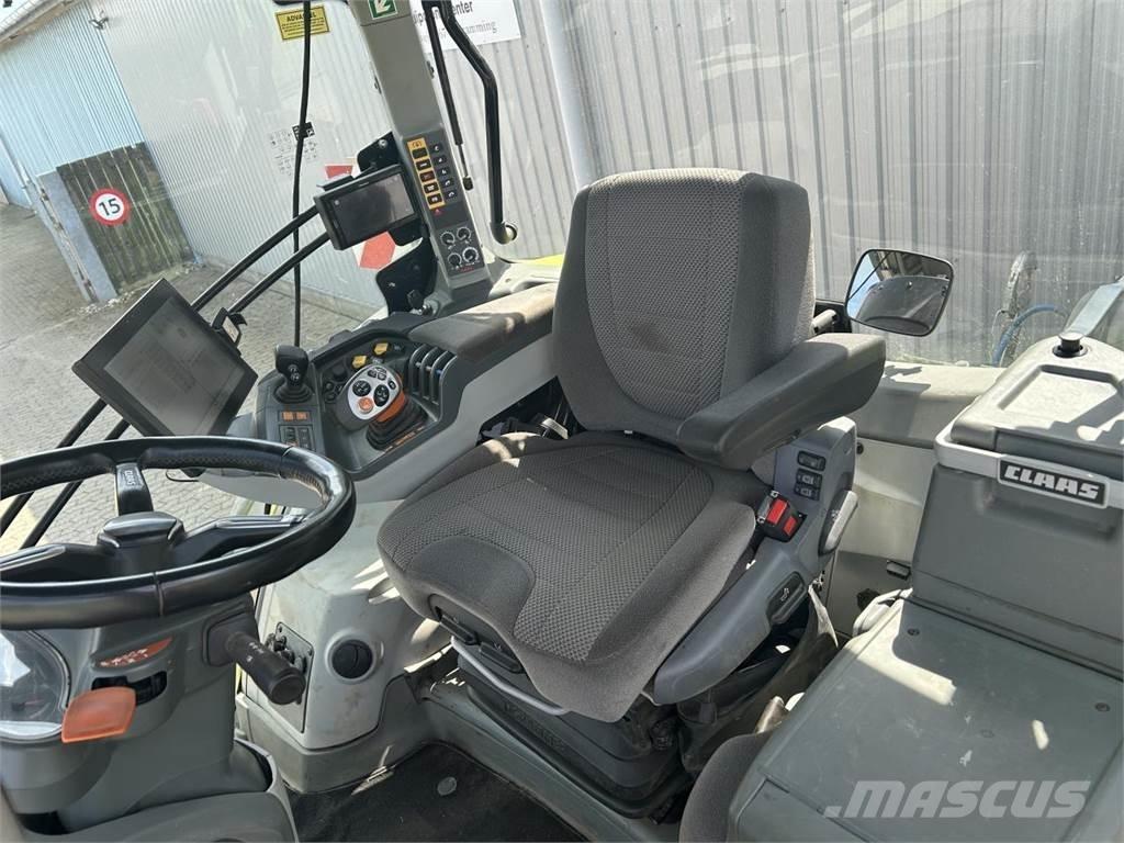 CLAAS AXION 870 Traktoriai